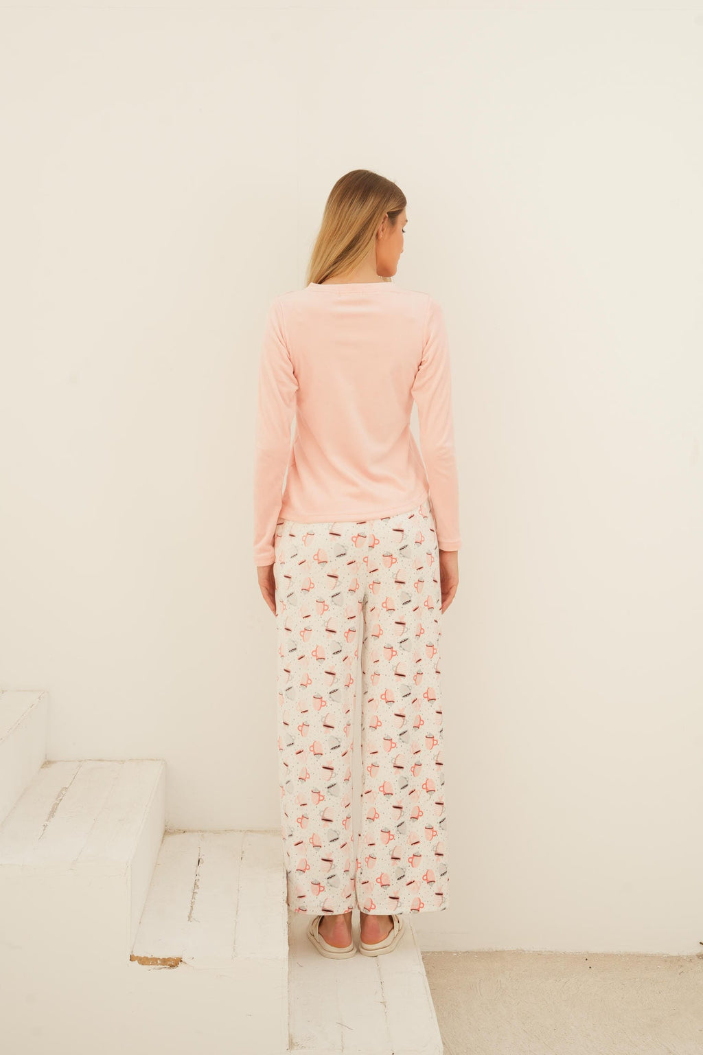 Winter Glow Lounge Set