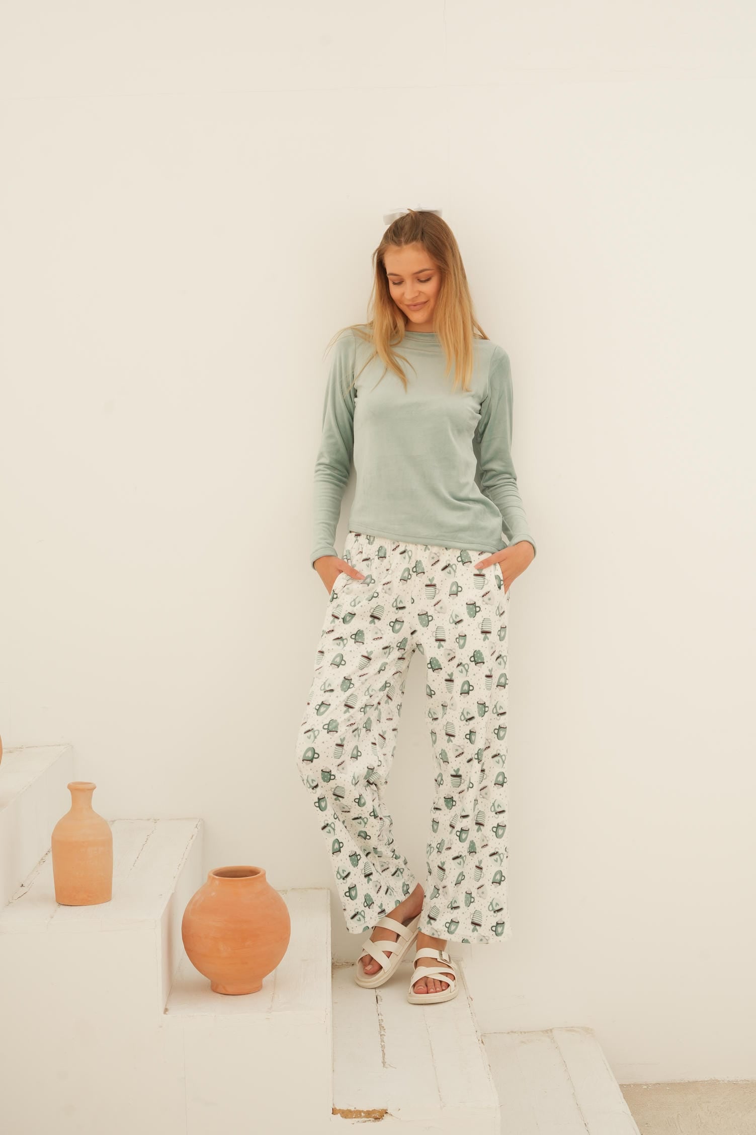 Winter Glow Lounge Set