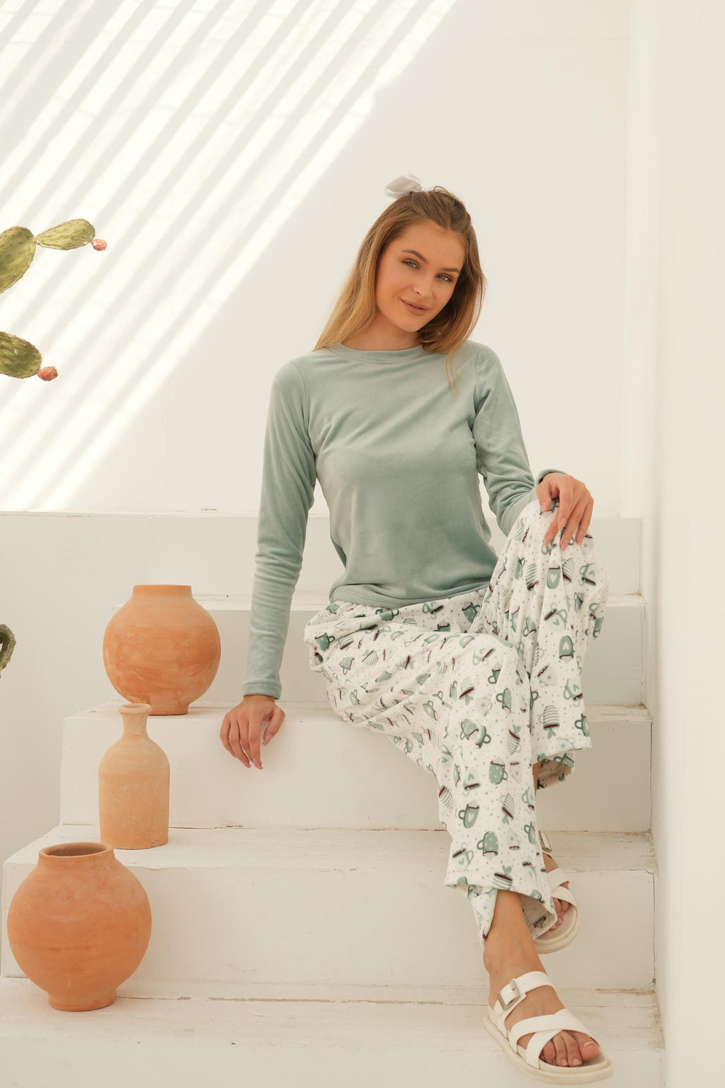 Winter Glow Lounge Set